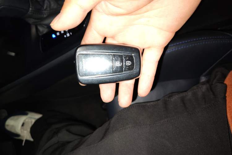 Used Toyota C-HR 2022 2.0L Leading Edition Vehicle Key