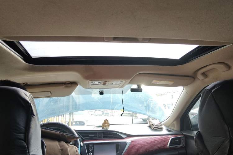 Used Nissan Lannia 2016 1.6L CVT Smart Cool Edition Headliner