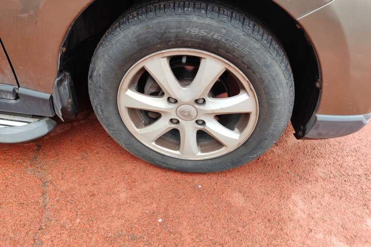 Used CHANGAN KAICHENG Ounuo S 2017 1.5L Base Version Right Front Wheel Hub