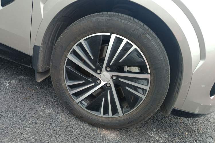 Used Lynk & Co 08 EM-P 2023 245km Ultra-Long Range Halo
