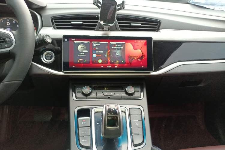 Used Geely Auto Emgrand X7 Sport 2022 1.8TD DCT Zhiya Trim
