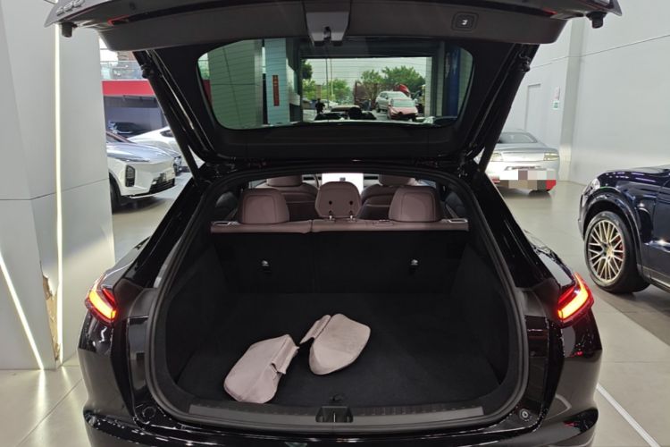 Used ONVO L60 2025 Model—60 kWh Rear-Wheel-Drive Version
