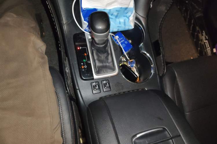 Used Toyota Highlander 2015 2.0T Four-Wheel Drive Luxury Edition 7-Seater