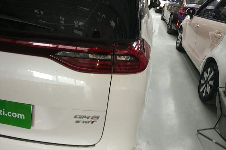 Used GAC Trumpchi M6 2019 270T DCT Luxury Edition (6-seater) China VI Right Rear Taillight