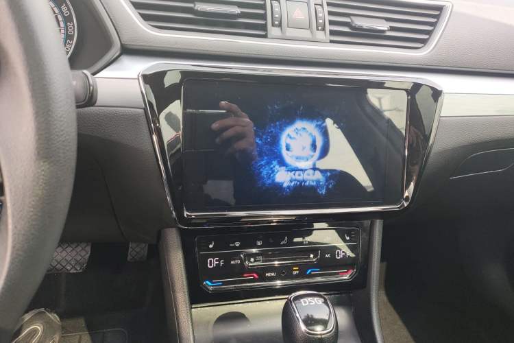 Used Skoda Superb 2019 Facelifted TSI280 DSG Comfort Edition