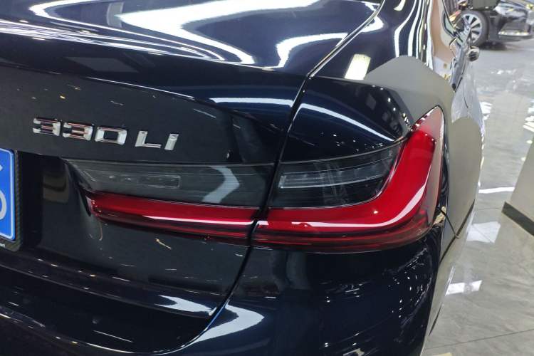 Used BMW 3 Series 2025 330Li M Sport Shadowline Package