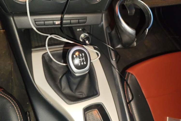 Used BMW X1 2013 sDrive18i manual model