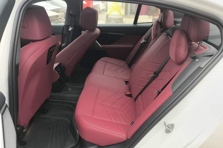 Used BMW i5 2025 eDrive 35L M Sport Package