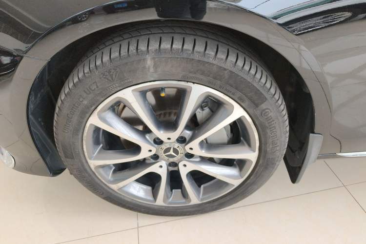 Used Mercedes-Benz E-Class 2018 Facelifted E 300 L Stylish Version