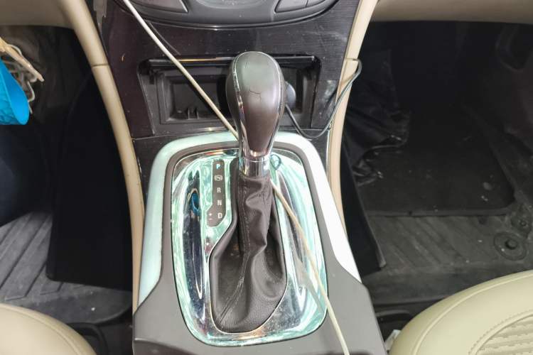 Used Buick Regal 2015 2.0L Leading Fashion Edition
