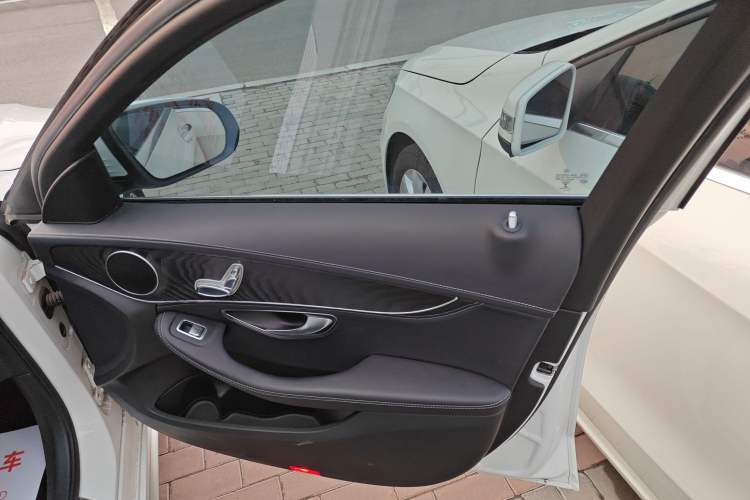 Used Mercedes-Benz C-Class 2016 C 180 L Sport Edition
