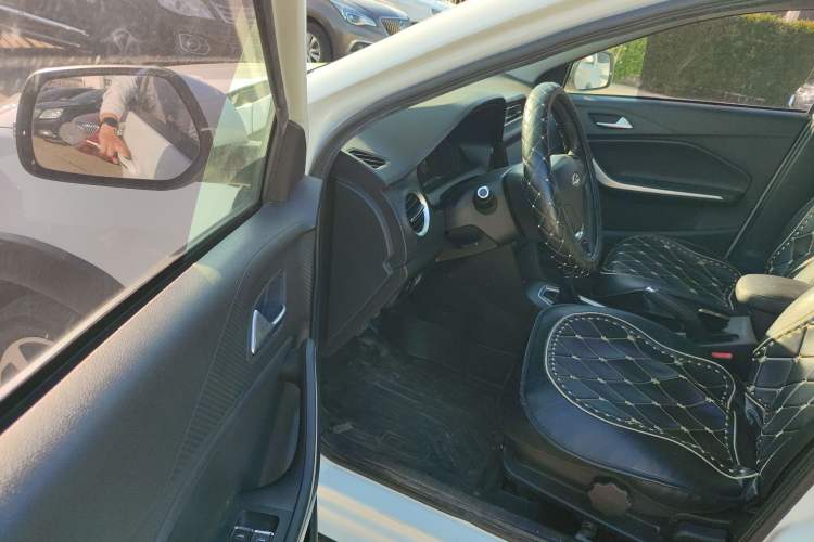 Used Chery Tiggo 3X 2018 1.5L Automatic Luxury Edition Driver Seat