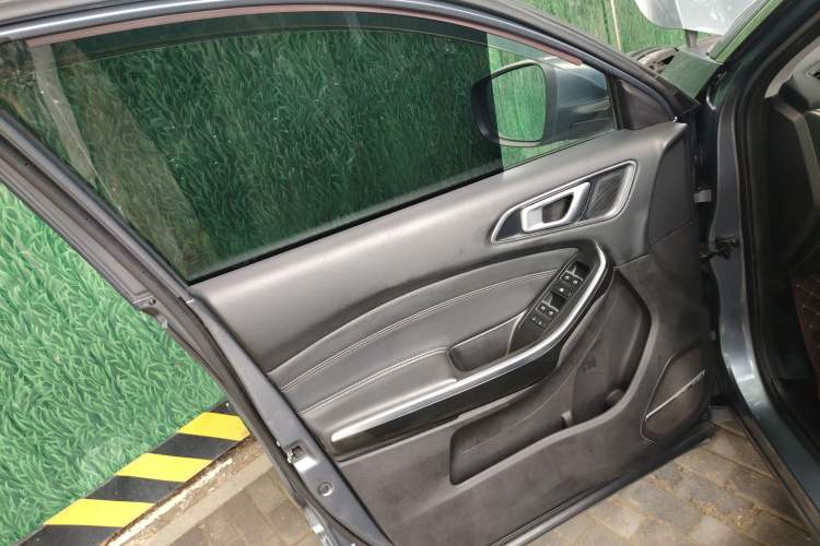 Used Chery Tiggo 8 2018 1.5 TCI Automatic Luxury Model 5 Seats