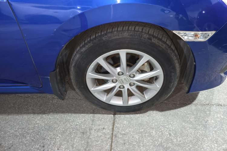 Used Honda Civic 2016 180TURBO CVT Comfort Version Right Front Wheel Hub