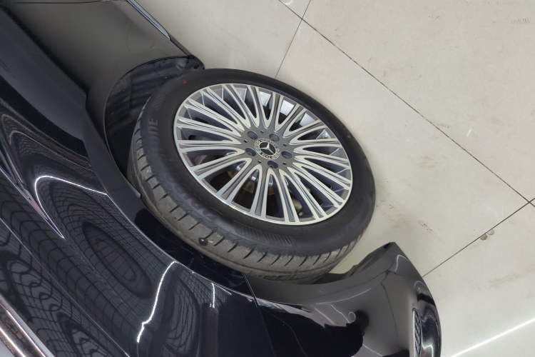 Used Mercedes-Benz E-Class 2020 E 300 L Stylish Model