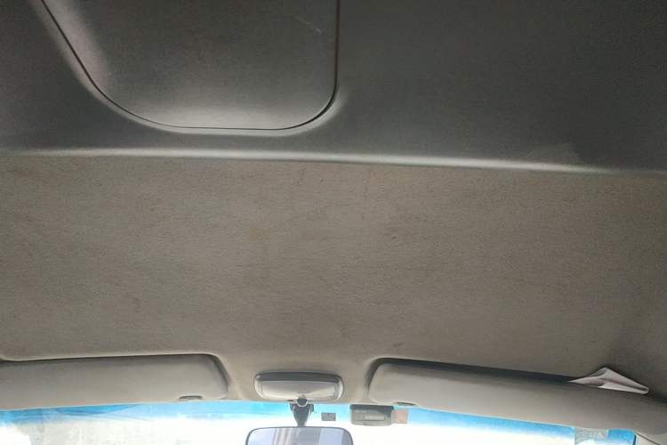 Used JAC Group Refine 2012 1.9T Shuttle Diesel Standard Model HFC4DB1-2C