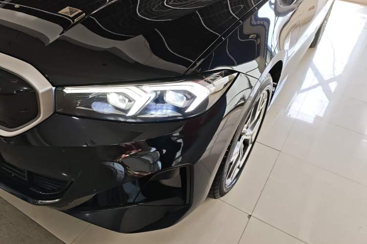 Used BMW i3 2024 eDrive 35 L
