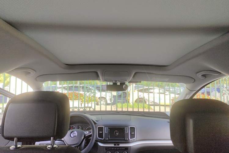 Used Volkswagen Sharan 2016 380TSI Comfort Edition 7-Seater Headliner