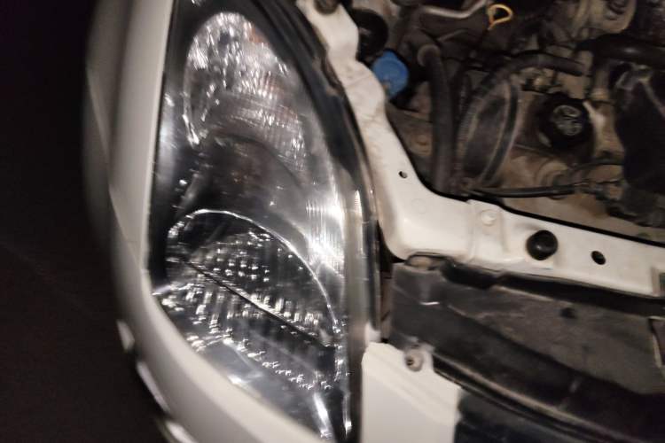 Used Suzuki Swift 2013 1.3L Manual Value Edition Right Front Headlight