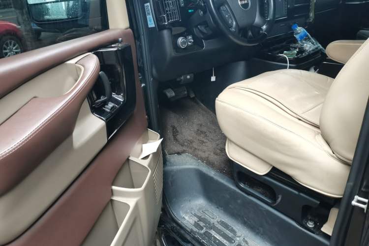 Used GMC SAVANA 