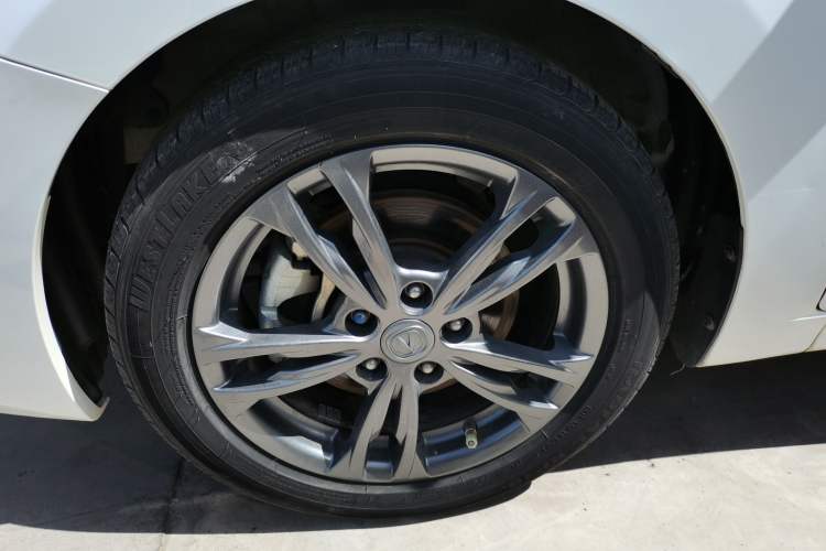 Used CHANGAN Eado DT 2019 1.6L Manual Comfort Model China VI Standard Left Front Wheel Hub