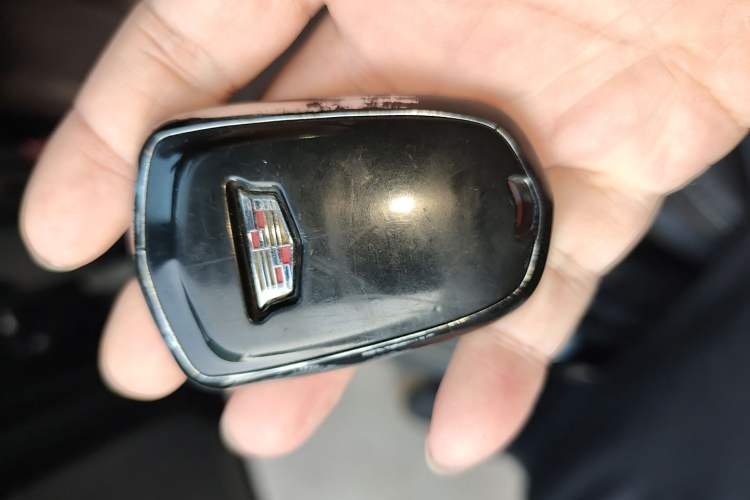 Used Cadillac XT6 2021 2.0T Six-Seater Four-Wheel-Drive Luxury Version
