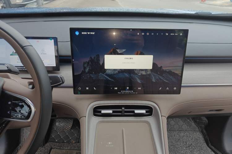 Used Chery Tiggo 8 PLUS C-DM 2025 1.5T 116 km Prestige Version 5 Seats