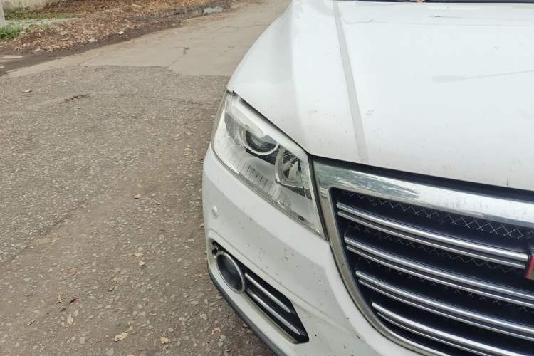 Used Haval H6 2015 Sport Edition 1.5T Manual Two-Wheel Drive Elite Model Right Front Headlight