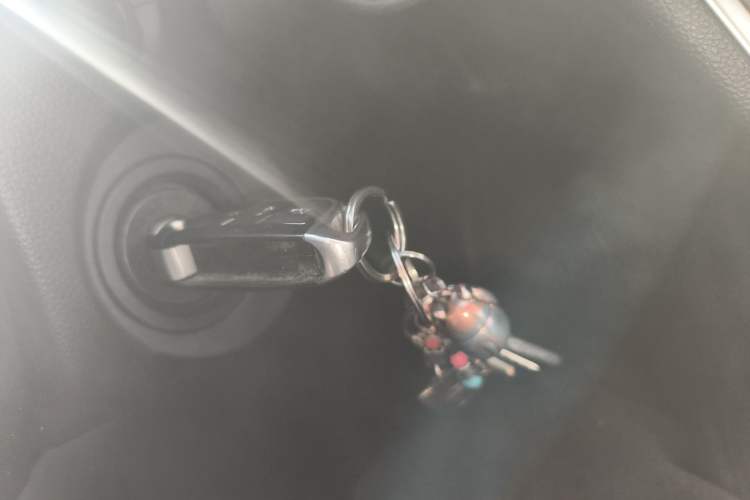 Used Wuling Hongguang S3 2018 1.5L Manual Comfort Model China V Standard