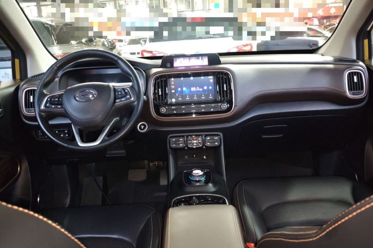 Used AION Trumpchi GE3 2018 530 Internet Premium Edition Center Console