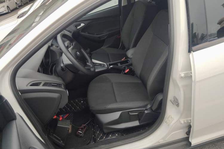 Used Ford Focus 2018 Hatchback Classic 1.6L Automatic Comfort Plus SmartDrive Edition