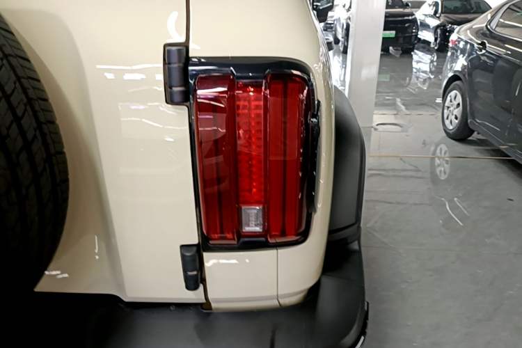 Used Tank 300 New Energy 2025 Hi4-T