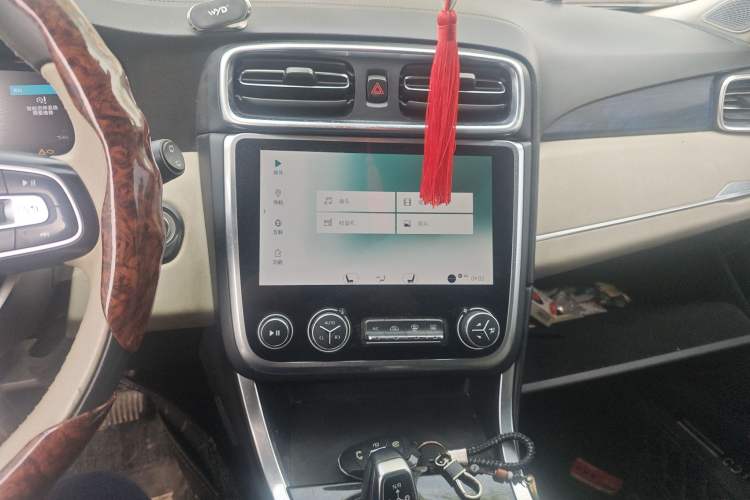 Used Lynk & Co 01 2017 2.0T Two-Wheel Drive Zhaopu Version
