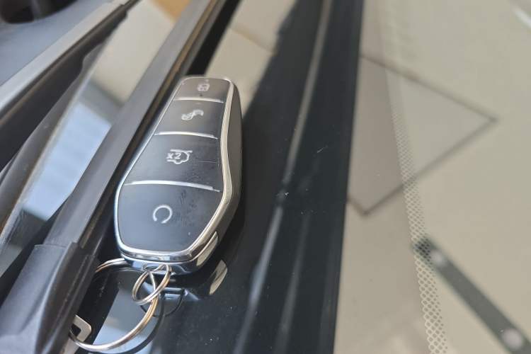 Used BYD Seal 05 DM-i 2025 DM-i Intelligent Drive 120KM Flagship Model Vehicle Key