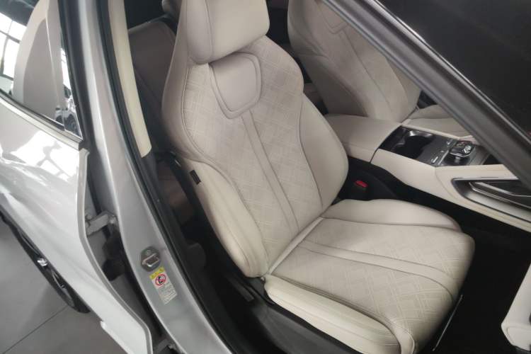 Used BYD Yuan UP 2024 401KM Leading Edition
