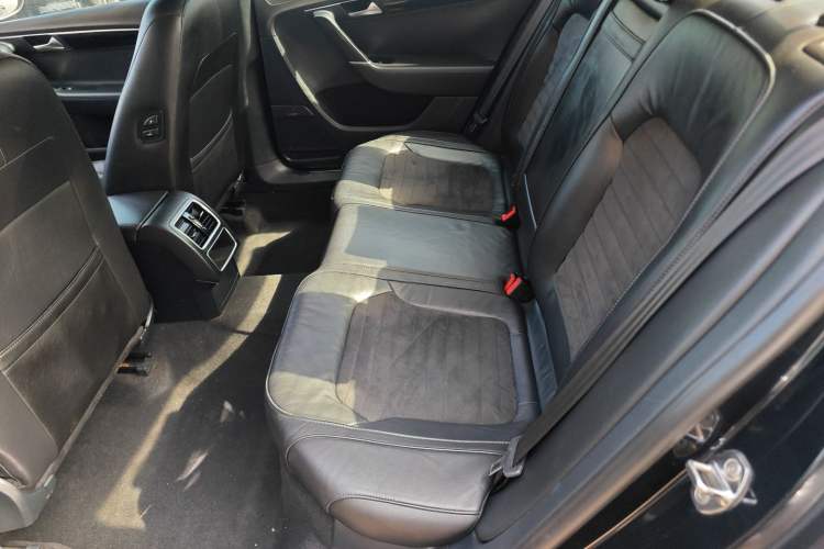 Used Volkswagen Magotan 2015 Revised Version 2.0 TSI Luxury Edition
