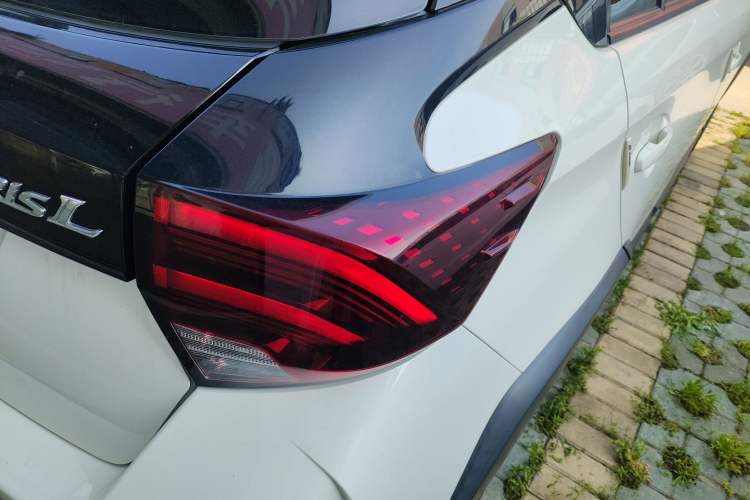 Used Toyota YARiS L Zhi Xuan 2021 X-Trail 1.5L CVT Leading Edition
