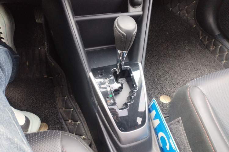 Used Toyota YARiS L Zhi Xuan 2021 X-Trail X 1.5L CVT Prestige Edition
