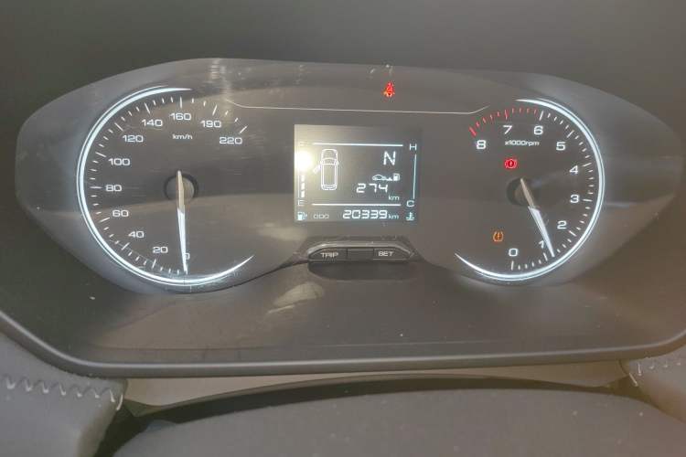 Used Wuling Alvez 2022 1.5L Manual Comfort Version Instrument Cluster