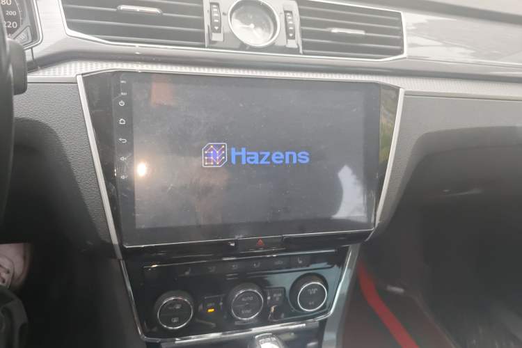 Used Volkswagen Passat 2017 330TSI DSG Luxury Edition Audio And AC Panel