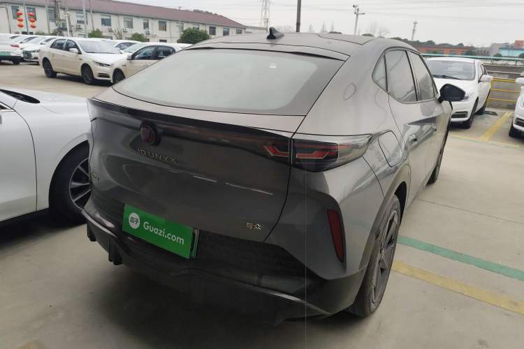 Used Volkswagen ID.UNYX 2024 Pro Long-Range Version
