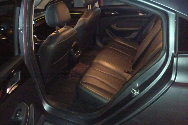 Used Roewe i5 2021 1.5L CVT Starry Edition Left Rear Seat