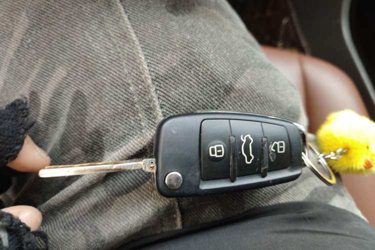 Used Audi A6L 2009 2.4L Technology version
