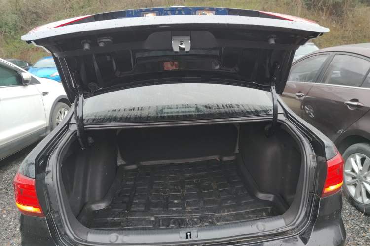 Used Volkswagen Lavida 2019 Lavida Start 1.5L Automatic Trendy Version China VI Standard