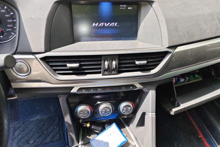 Used Haval H6 2019 Sport Edition 1.5T Automatic Two-Wheel Drive Elite Model China VI Audio And AC Panel