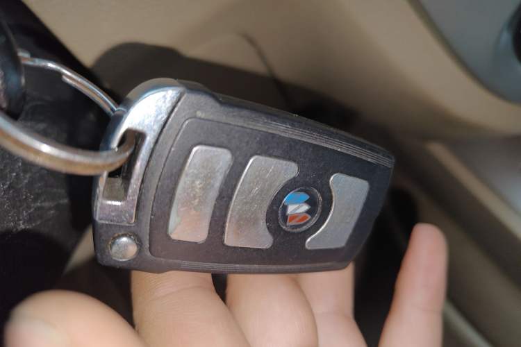 Used Buick Excelle 2013 1.5L Manual Classic Model