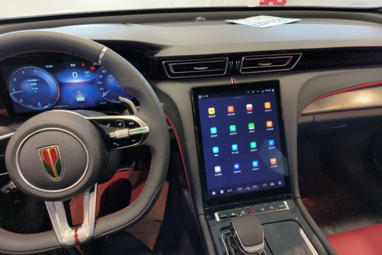 Used Hongqi H6 2025 2.0T ZhiShang Version Audio And AC Panel