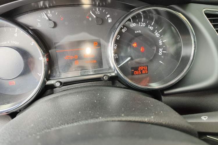 Used Peugeot 3008 2016 2.0L Automatic Classic Edition
