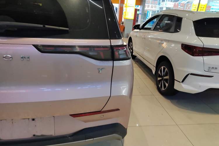 Used AION Y 2022 70 Tech Edition Lithium Iron Phosphate Right Rear Taillight