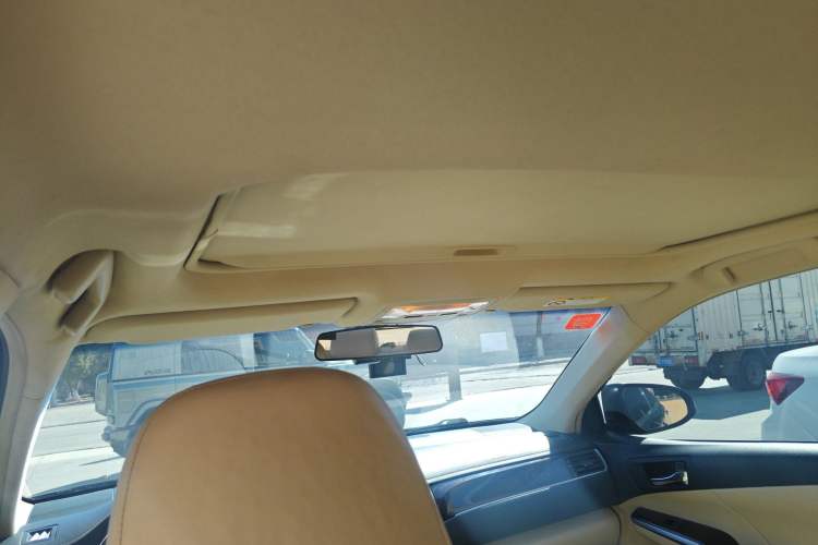 Used Toyota Camry 2016 2.0G 10th Anniversary Leading Edition